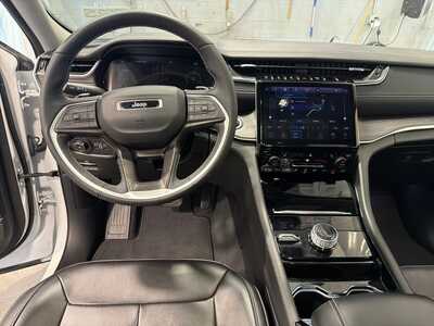 2023 Jeep Grand Cherokee L, $30000. Photo 7