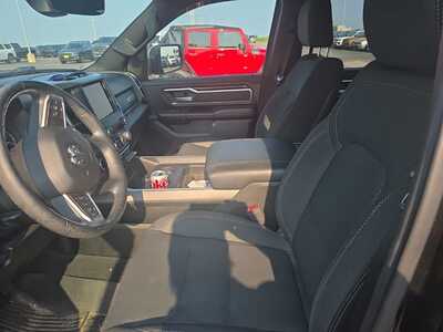 2019 RAM 1500, $30000. Photo 4