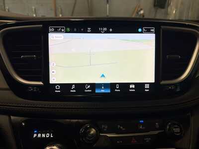 2024 Chrysler Pacifica, $33500. Photo 10