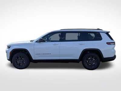2027 Jeep Grand Cherokee L, $48357. Photo 3