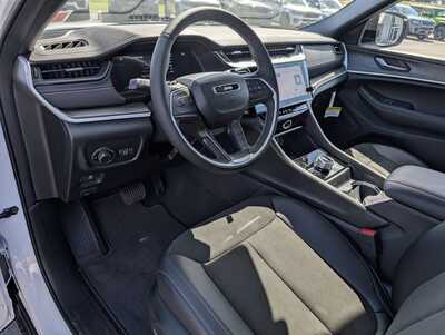 2027 Jeep Grand Cherokee L, $48357. Photo 6