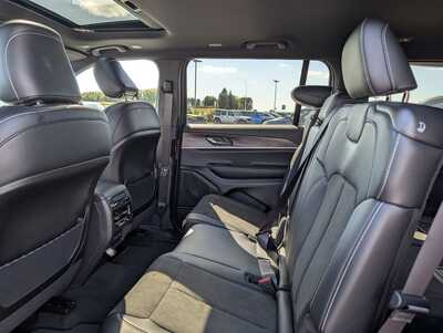 2027 Jeep Grand Cherokee L, $48357. Photo 7
