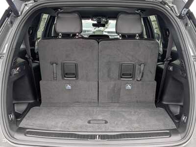 2027 Jeep Grand Cherokee L, $50043. Photo 8