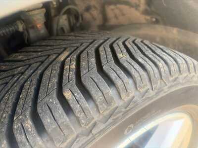 2012 Volkswagen Touareg, $0. Photo 9