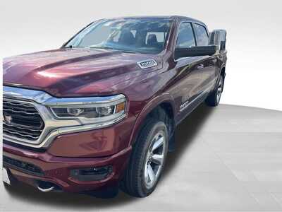 2019 RAM 1500 Crew Cab, $20000. Photo 2