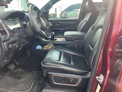 2019 RAM 1500 Crew Cab, $20000. Photo 3