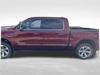 2019 RAM 1500 Crew Cab, $20000. Photo 4