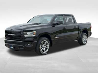 2023 RAM 1500 Crew Cab, $42000. Photo 2