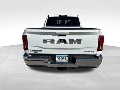 2026 RAM 3500 Crew Cab, $76000. Photo 4
