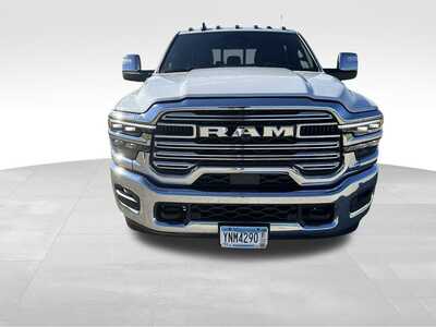 2026 RAM 3500 Crew Cab, $76000. Photo 8