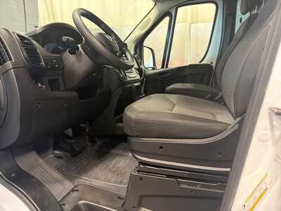 2023 RAM ProMaster Cargo, $36000. Photo 3