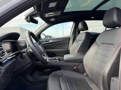 2024 Volkswagen Atlas, $0. Photo 4