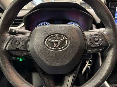 2019 Toyota RAV4, $23500. Photo 10