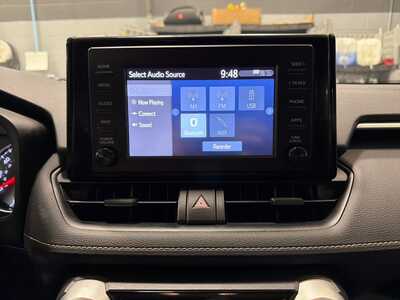 2019 Toyota RAV4, $23500. Photo 7