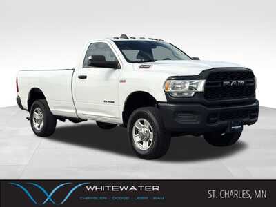 2019 RAM 3500 Reg Cab, $28000. Photo 1