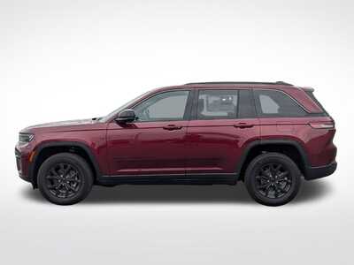 2026 Jeep Grand Cherokee, $41873. Photo 3