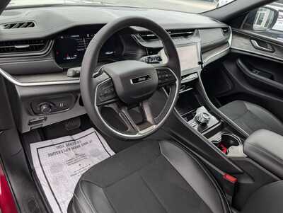 2026 Jeep Grand Cherokee, $41873. Photo 6