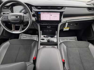 2026 Jeep Grand Cherokee, $41873. Photo 9