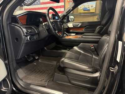2018 Lincoln Navigator, $26500. Photo 4