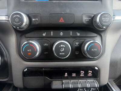 2022 RAM 1500 Crew Cab, $33000. Photo 7