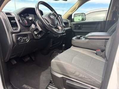 2020 RAM 2500 Crew Cab, $34500. Photo 3