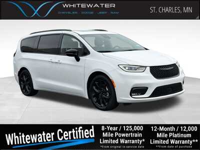 2025 Chrysler Pacifica, $27900. Photo 1