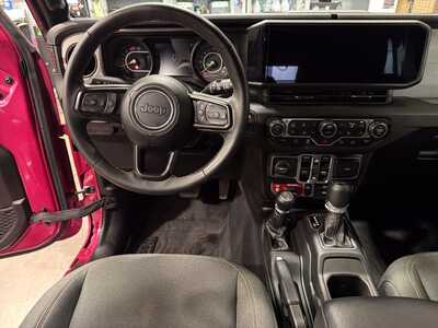 2024 Jeep Wrangler, $33000. Photo 6
