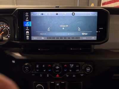 2024 Jeep Wrangler, $33000. Photo 9