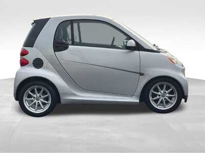 2009 Smart ForTwo, $5800. Photo 12