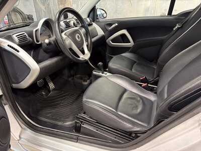 2009 Smart ForTwo, $5800. Photo 3