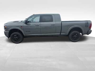 2026 RAM 3500, $0. Photo 10