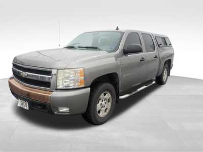 2007 Chevrolet 1500 Crew Cab, $5000. Photo 2
