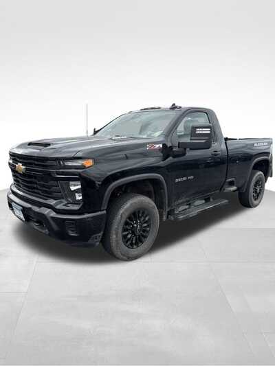 2024 Chevrolet 3500 Reg Cab, $45000. Photo 2