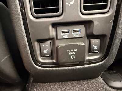 2022 Dodge Durango, $32500. Photo 8