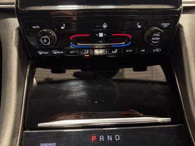 2024 Jeep Grand Cherokee L, $30000. Photo 10