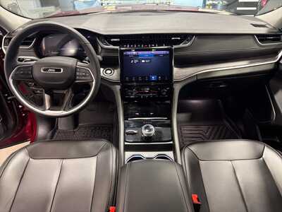 2024 Jeep Grand Cherokee L, $30000. Photo 5