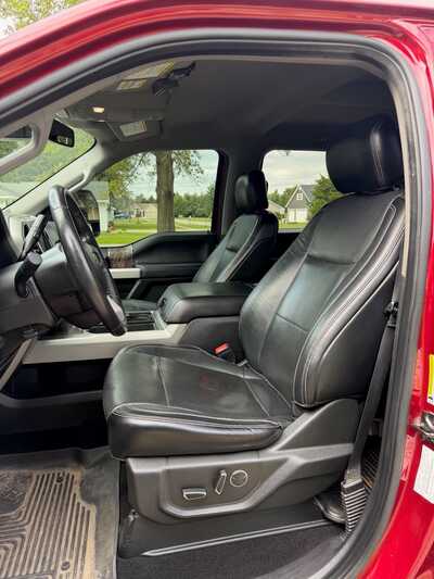 2018 Ford F350 Crew Cab, $45000. Photo 4