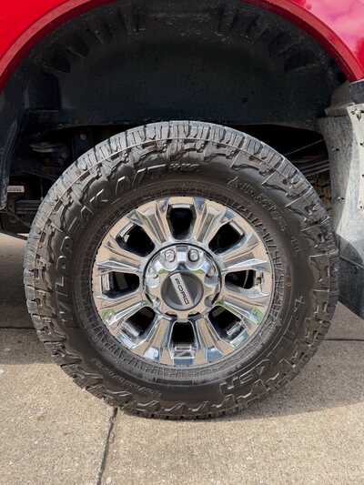 2018 Ford F350 Crew Cab, $45000. Photo 8