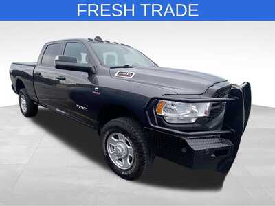 2022 RAM 2500 Crew Cab, $40000. Photo 1