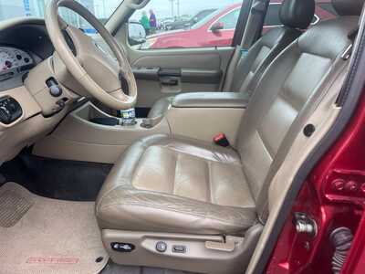 2004 Ford Explorer, $8000. Photo 10