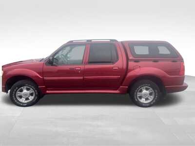 2004 Ford Explorer, $8000. Photo 3