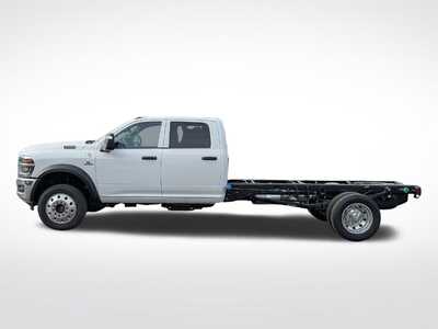2026 RAM 5500 Crew Cab, $79600. Photo 3