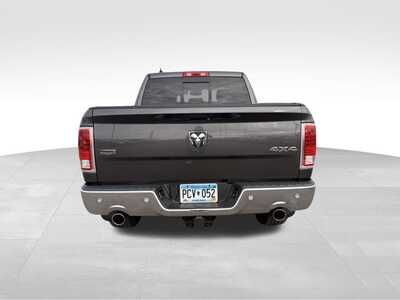 2017 RAM 1500 Crew Cab, $20000. Photo 5