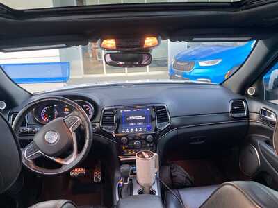 2019 Jeep Grand Cherokee, $22000. Photo 4