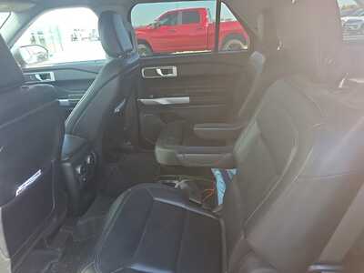 2020 Ford Explorer, $22500. Photo 11