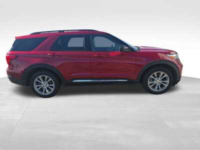 2020 Ford Explorer, $22500. Photo 5