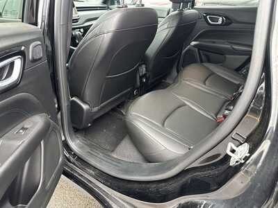 2025 Jeep Compass, $26000. Photo 9