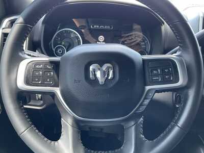 2022 RAM 2500 Crew Cab, $37000. Photo 8