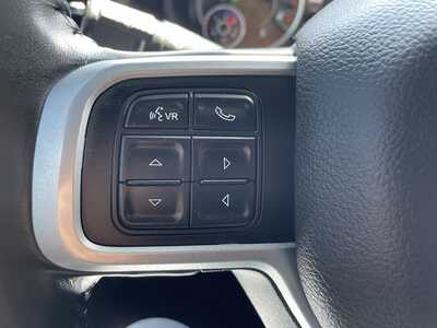 2022 RAM 2500 Crew Cab, $37000. Photo 9