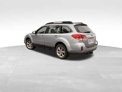 2014 Subaru Outback, $0. Photo 10